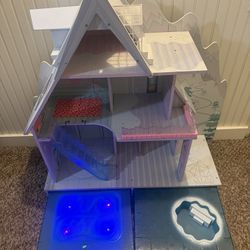 LOL Surprise Winter Disco Dollhouse! 