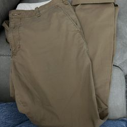 Men’s Khakis 
