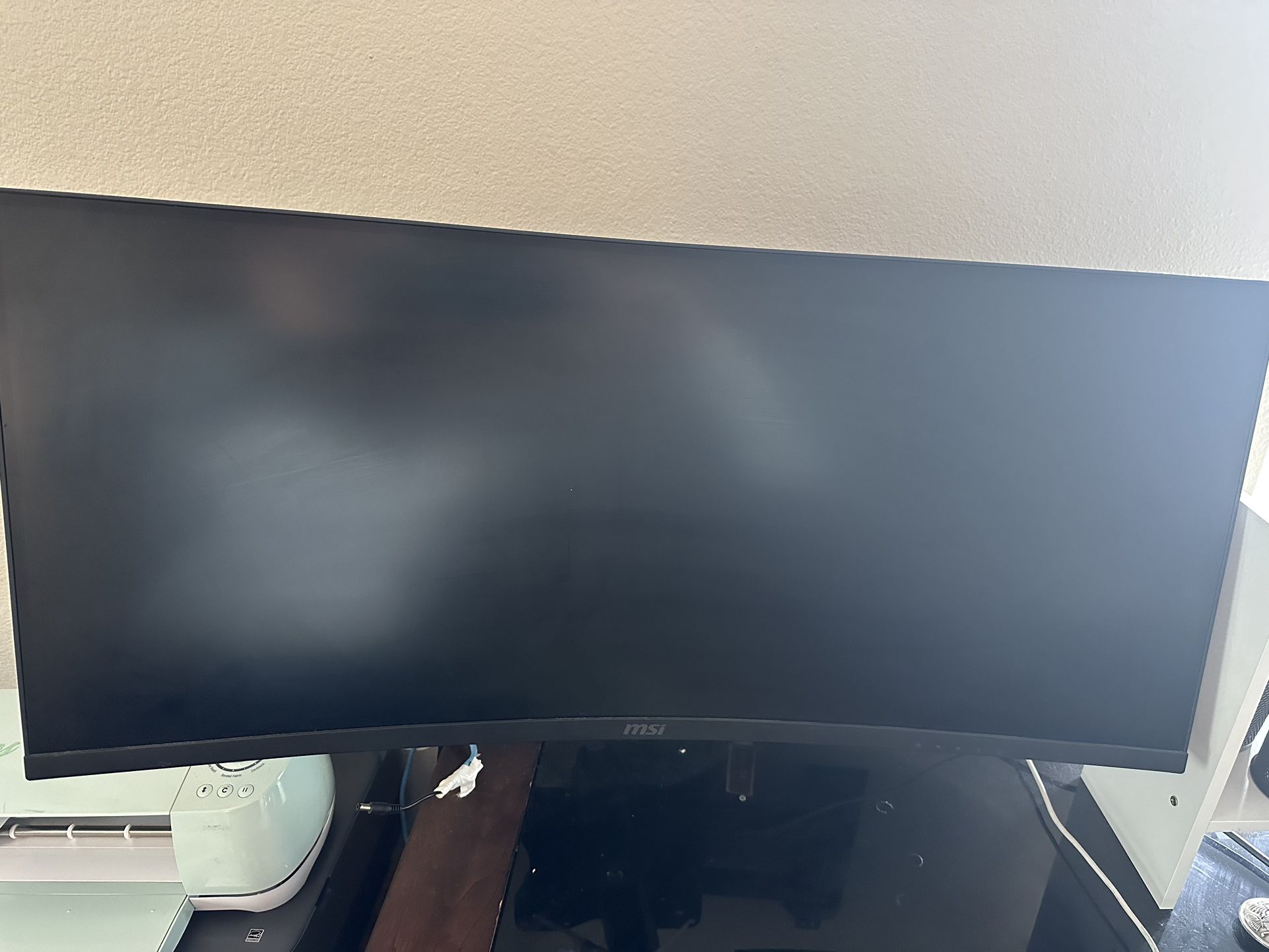 MSI Curved Computer Screen. 