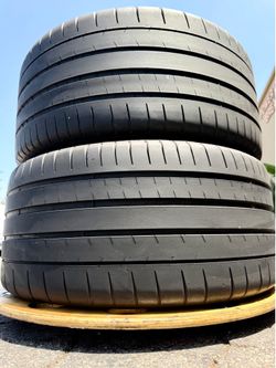265/35/19 Michelin PILOT SUPER SPORT 265/35/19 Used Tires 265/35R19