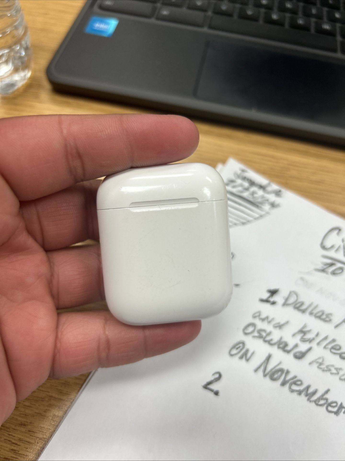 AirPods