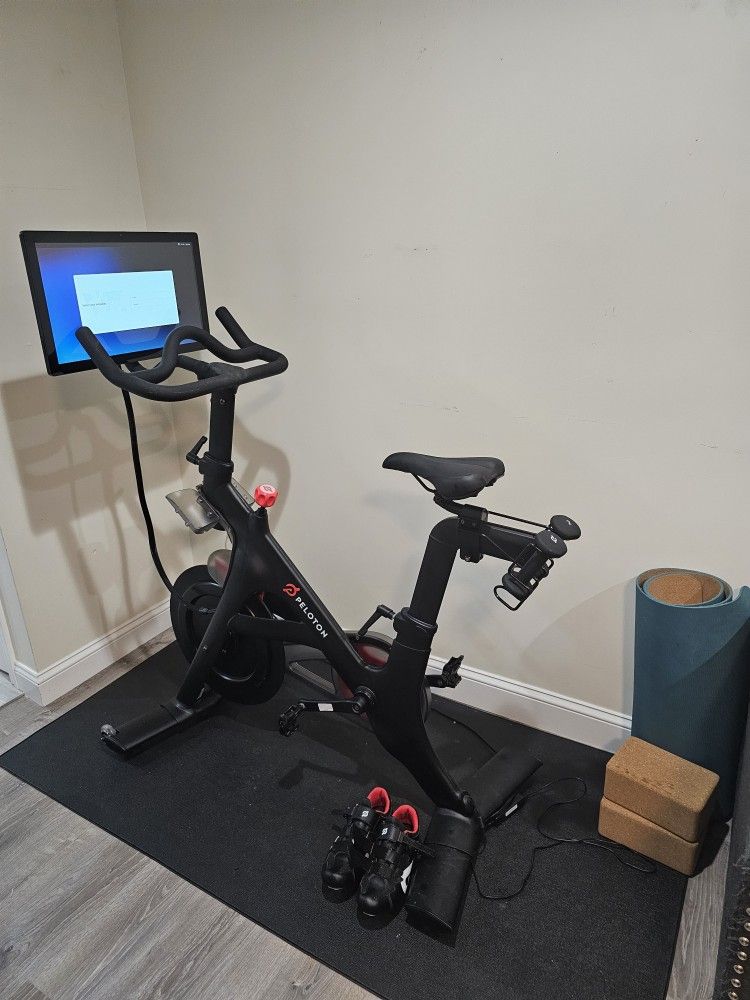 Peloton Bike 2022