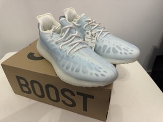 Yeezy 350 “Mono Ice” sz12