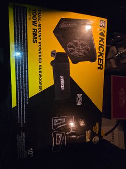 Kicker 10" powered Subwoofer with amp.