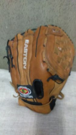 Easton Baseball glove