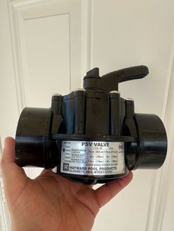 Tengo 5 válvulas Hayward PSV2S2 - 2 Way Diverter Valve Durable a $45 cada una