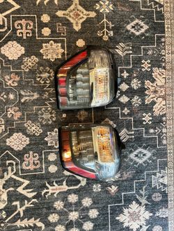2015 4Runner tail lights