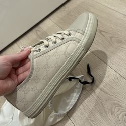 Gucci sneakers