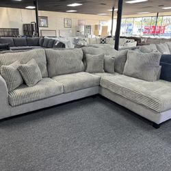 L Shape Sectional. 🚚WE DELIVER🚚