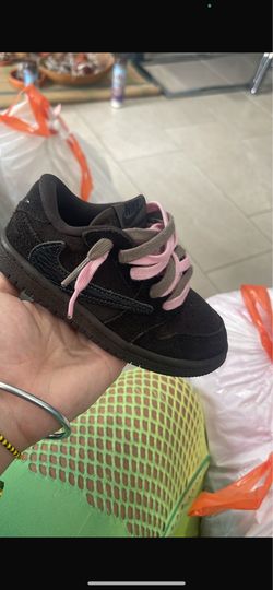 Travis Scott Nike 8c boys