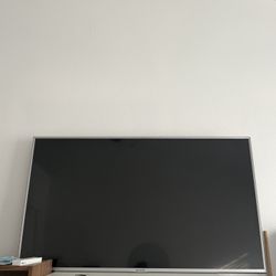 Sharp TV 56” Smart TV