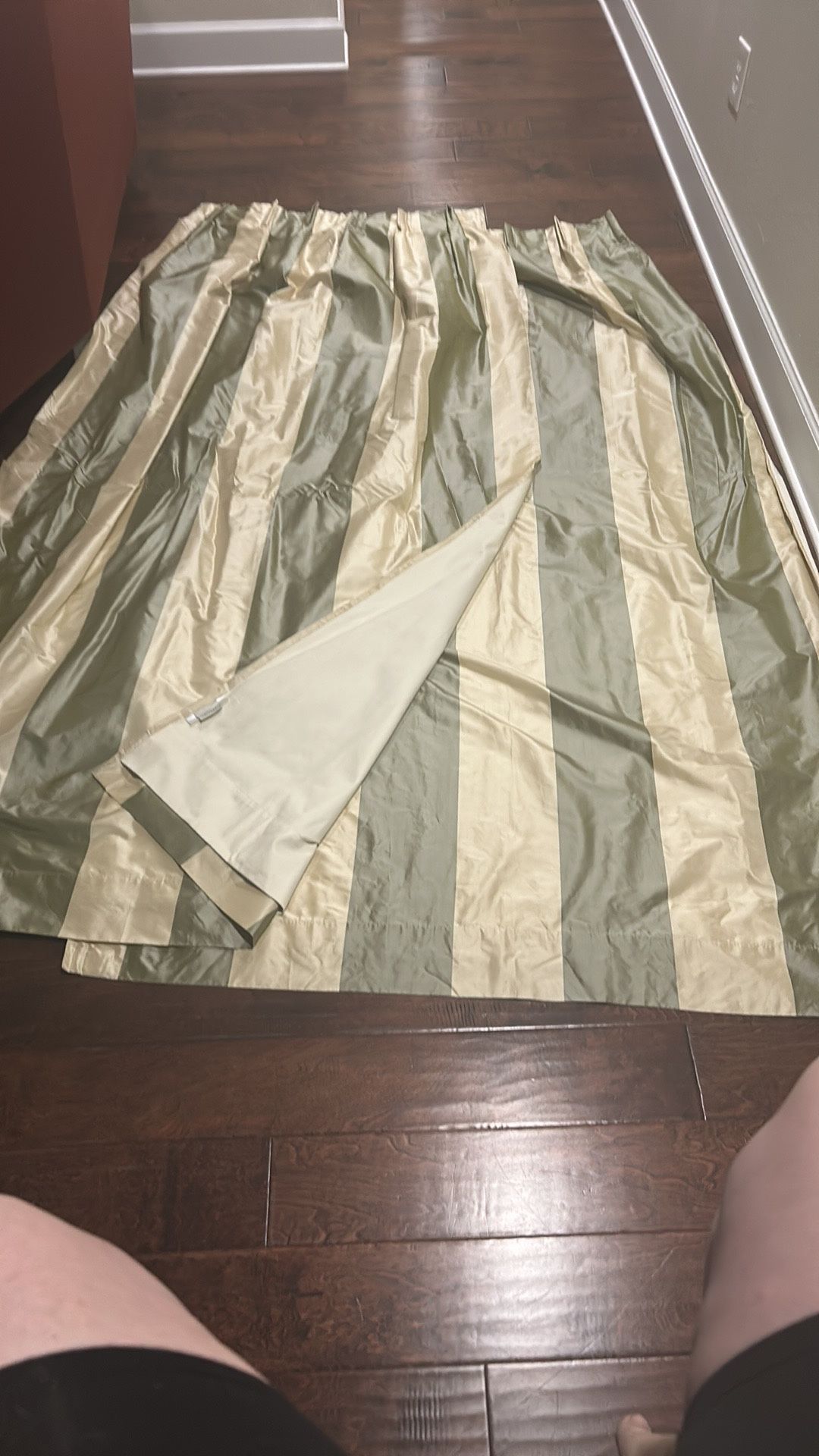 Silk Pleated Striped Decorative Curtain Set