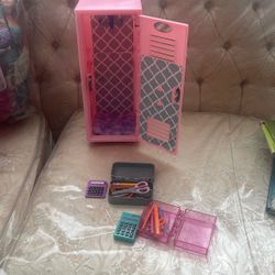 Locker For Dolls 