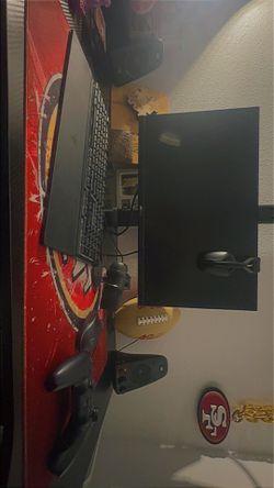 PC gaming setup