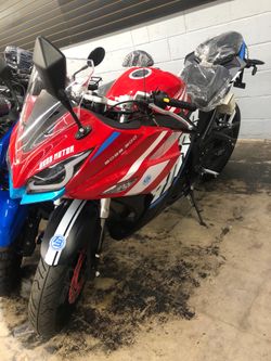 Street Legal Motorcycle 300CC With Clutch