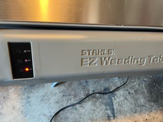 Stahls Ez weeding table