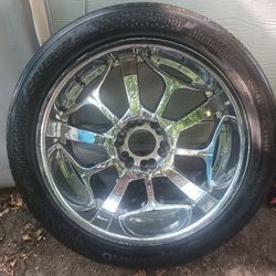 22 ' Universal Rims With Tire 