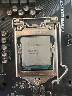Intel i9-9000k Z390 MOB 2x16gb Corsair Ram Combo