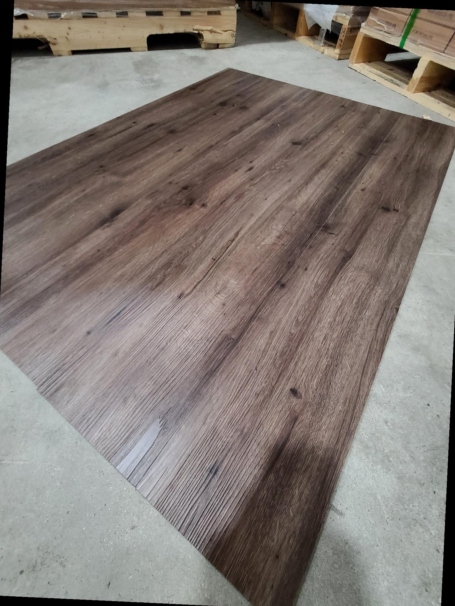 Luxury vinyl flooring!!! Only .67 cents a sq ft!! Liquidation close out! 07CG