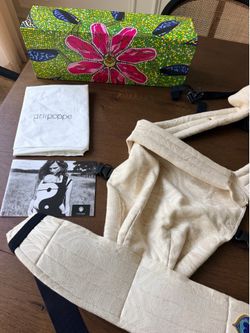Artipoppe Baby Carrrier