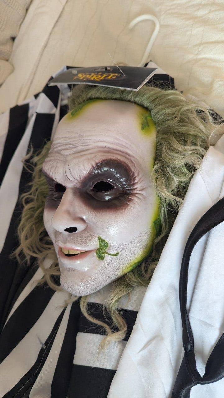 Beetlejuice Costume