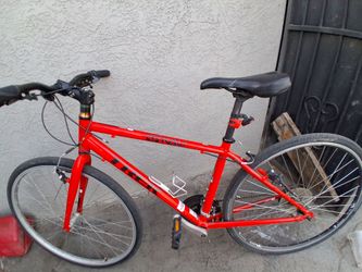 Trek Kali Red Hybrid Bike