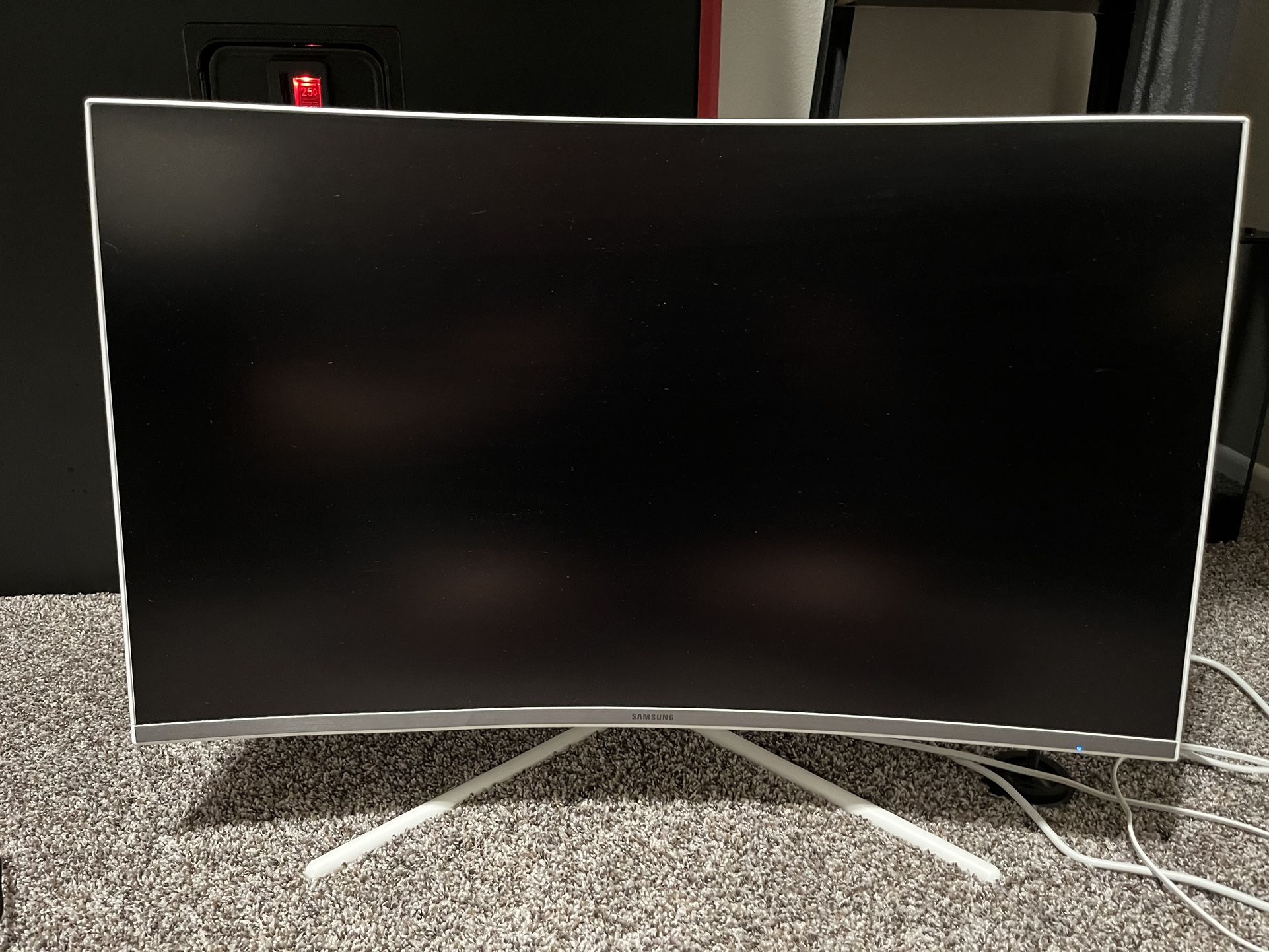 32 Inch Samsung 4k Curved Monitor White 