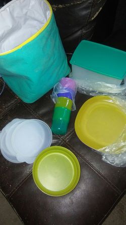 Picnic Set(cooler, tupperware, cups, plates)