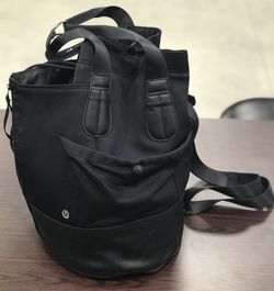 Lululemon Tennis Rally Bag 21L for Sale in Fort Lauderdale, FL - OfferUp