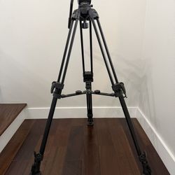 Fancier FC 02H Professional Tripod, excellent condition, comes with carry bag