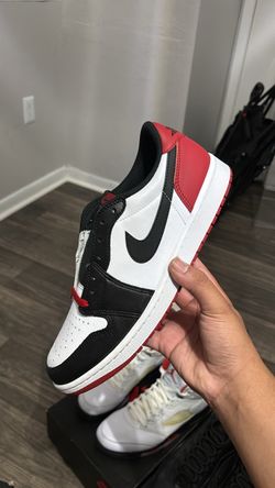 Ds low bred toe Sz 10.5 Og box
