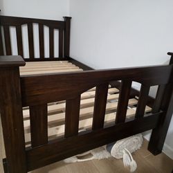 pottery barn kids Bed And Matress 