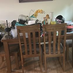 Ashley’s Dining Table 