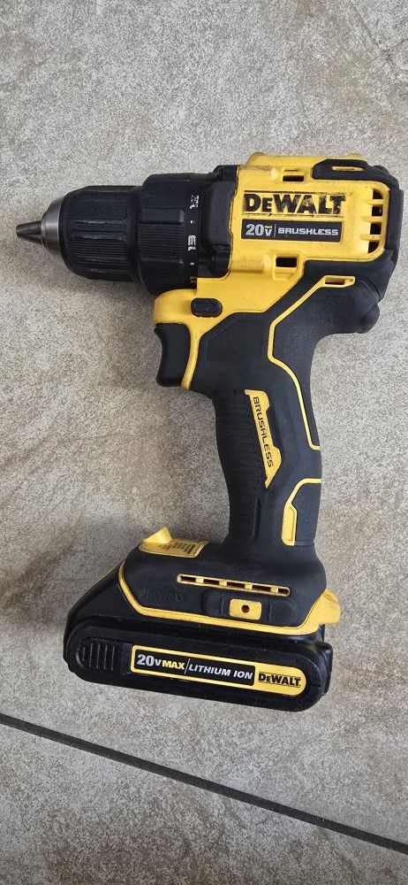 Dewalt DRILL