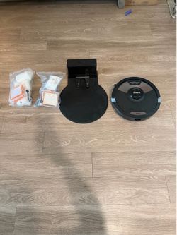 Shark Robot Vacuum & Mop