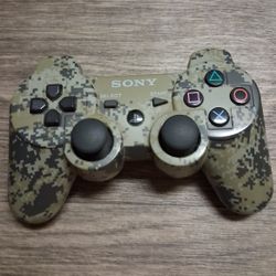 Sony playstation 3 controller Rainbow/charleston Pickup Between 2;00-10:40 Pm Cash Only Read Description First 