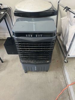 Portable swamp cooler