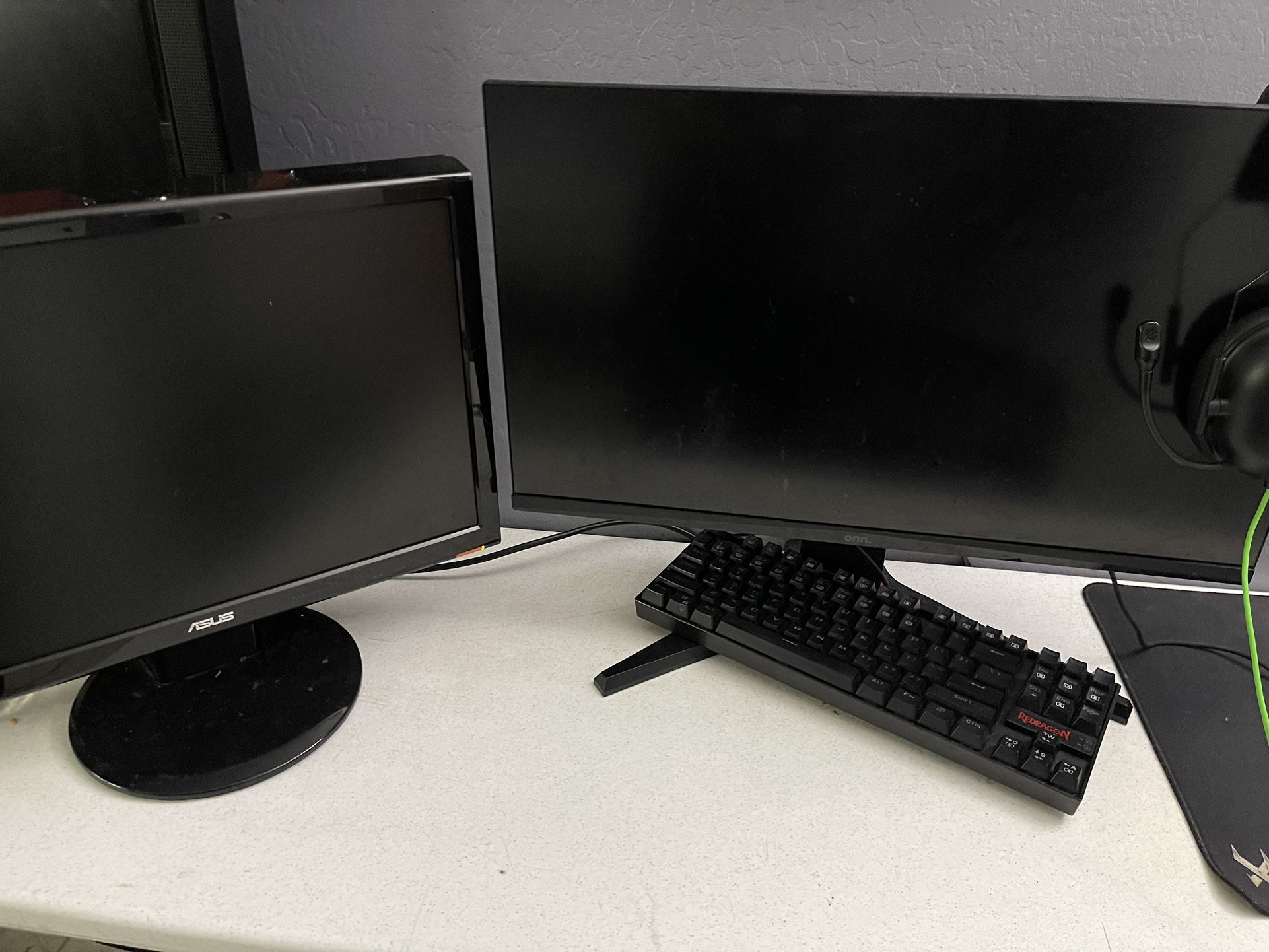 Gaming PC / Trading For Laptop