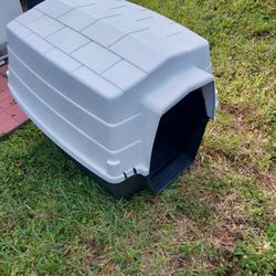 Dog House Heavy Duty Outdoor For Sale