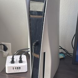 Ps5 (Disc version with a controller)