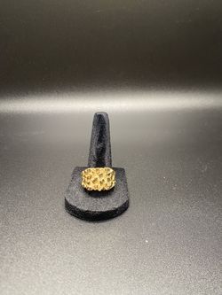 10k GOLD NUGGET RING