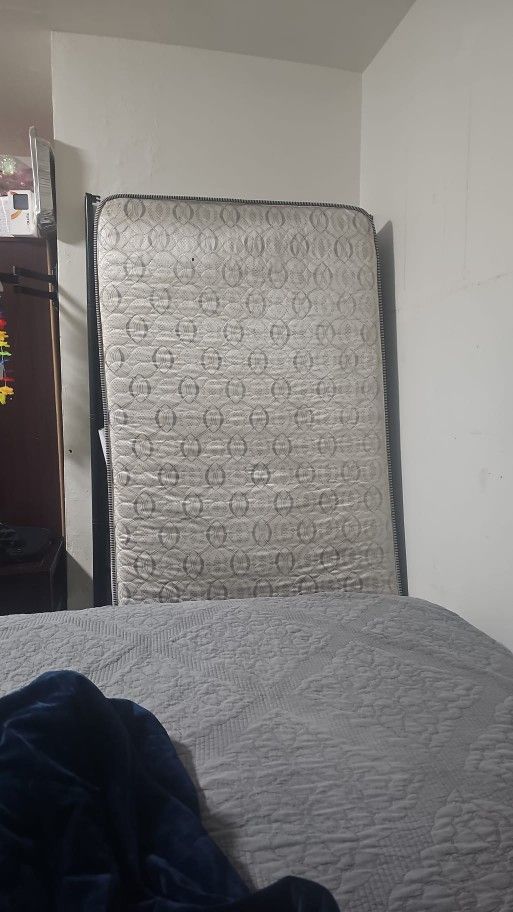 Vendo Cama Unipersonal 
