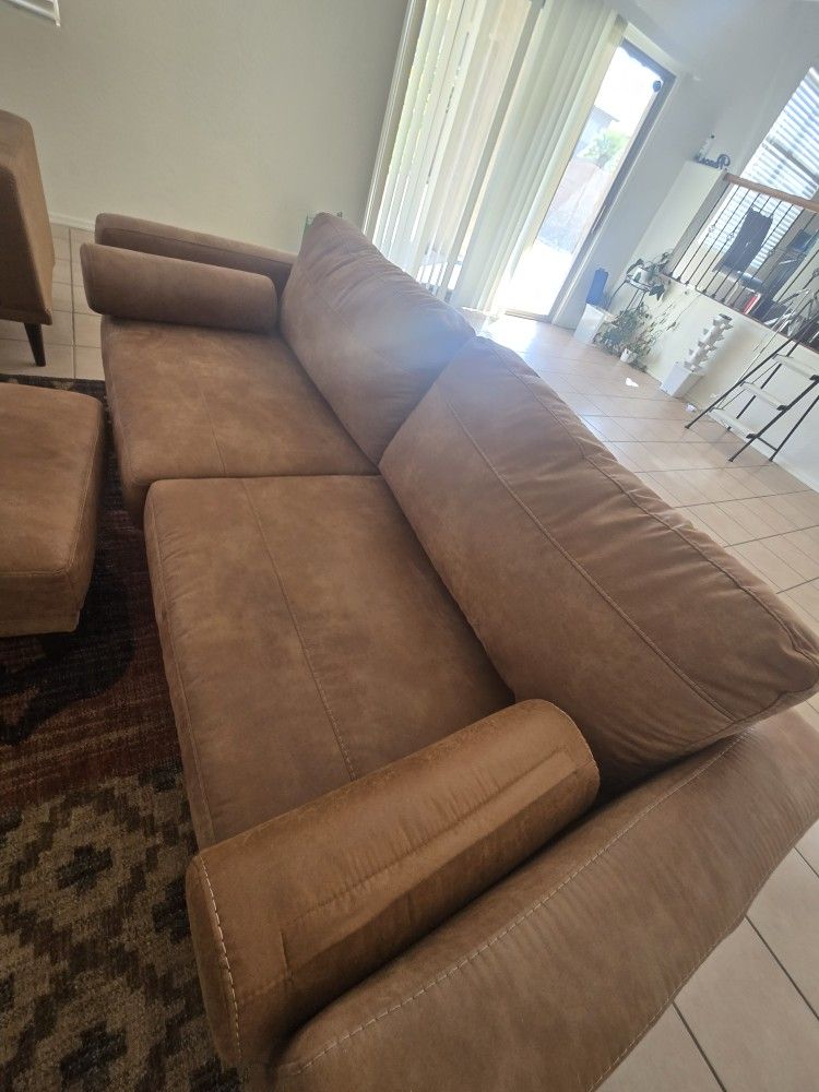 Sofa Set And Ottoman