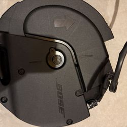 Bose Subwoofer - Automobile