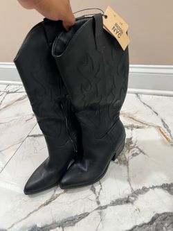 Black women western boots