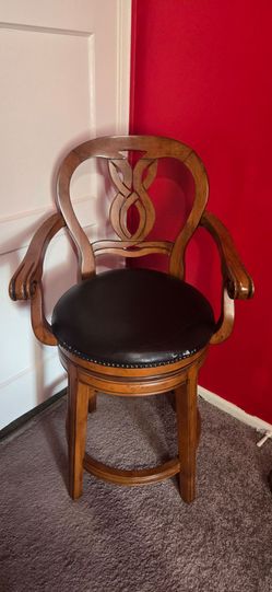 Swivel vintage bar chair
