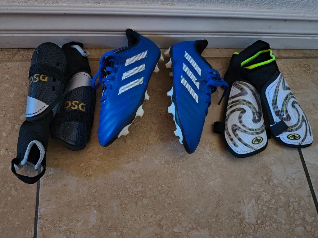 cleats & accessories