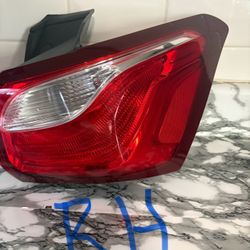 New the Chevrolet Equinox 2018-2020// Right Side