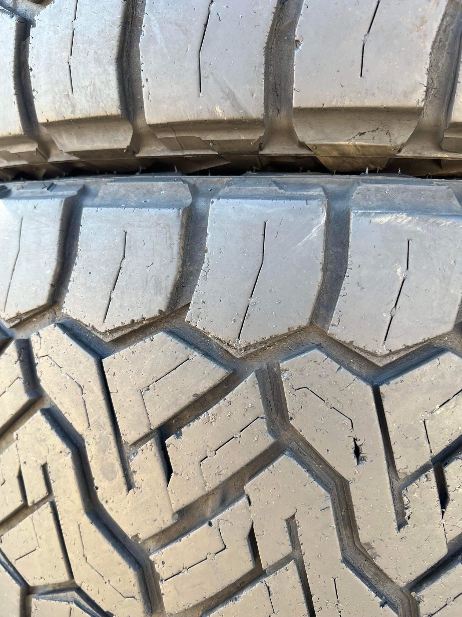 Lt295/55/20 NITTO RECON GRAPPLER ALL TERRAIN **Price Includes Installation **