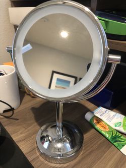 mirror with lights